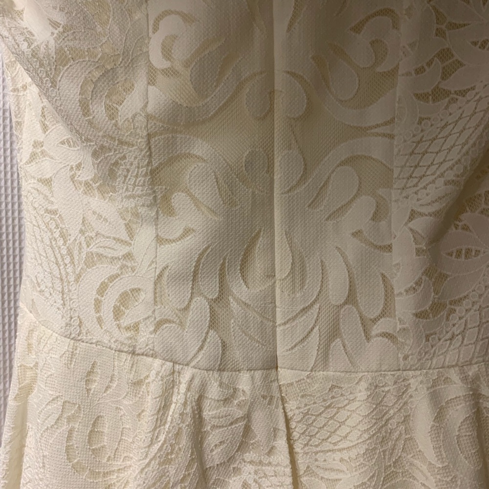 Dress - Picture 3 of 7